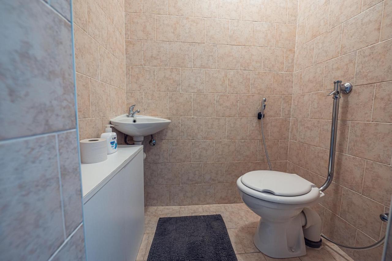 Xlsuite Apartment Comfort Piest'any Luaran gambar