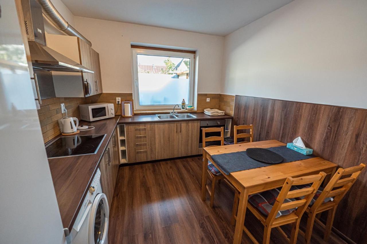 Xlsuite Apartment Comfort Piest'any Luaran gambar